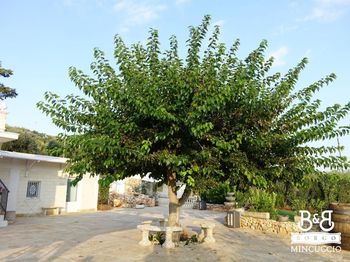 Borgo Mincuccio Panzió Ostuni Kültér fotó