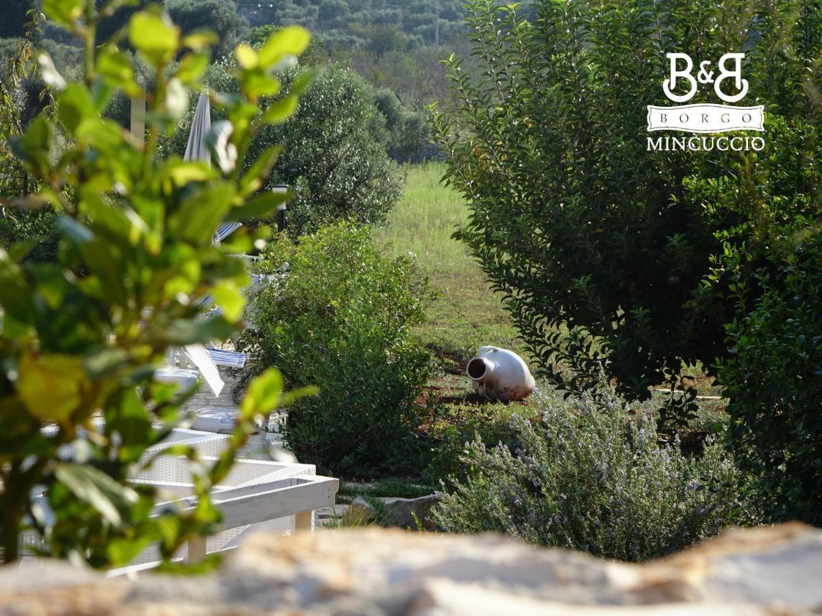 Borgo Mincuccio Panzió Ostuni Kültér fotó